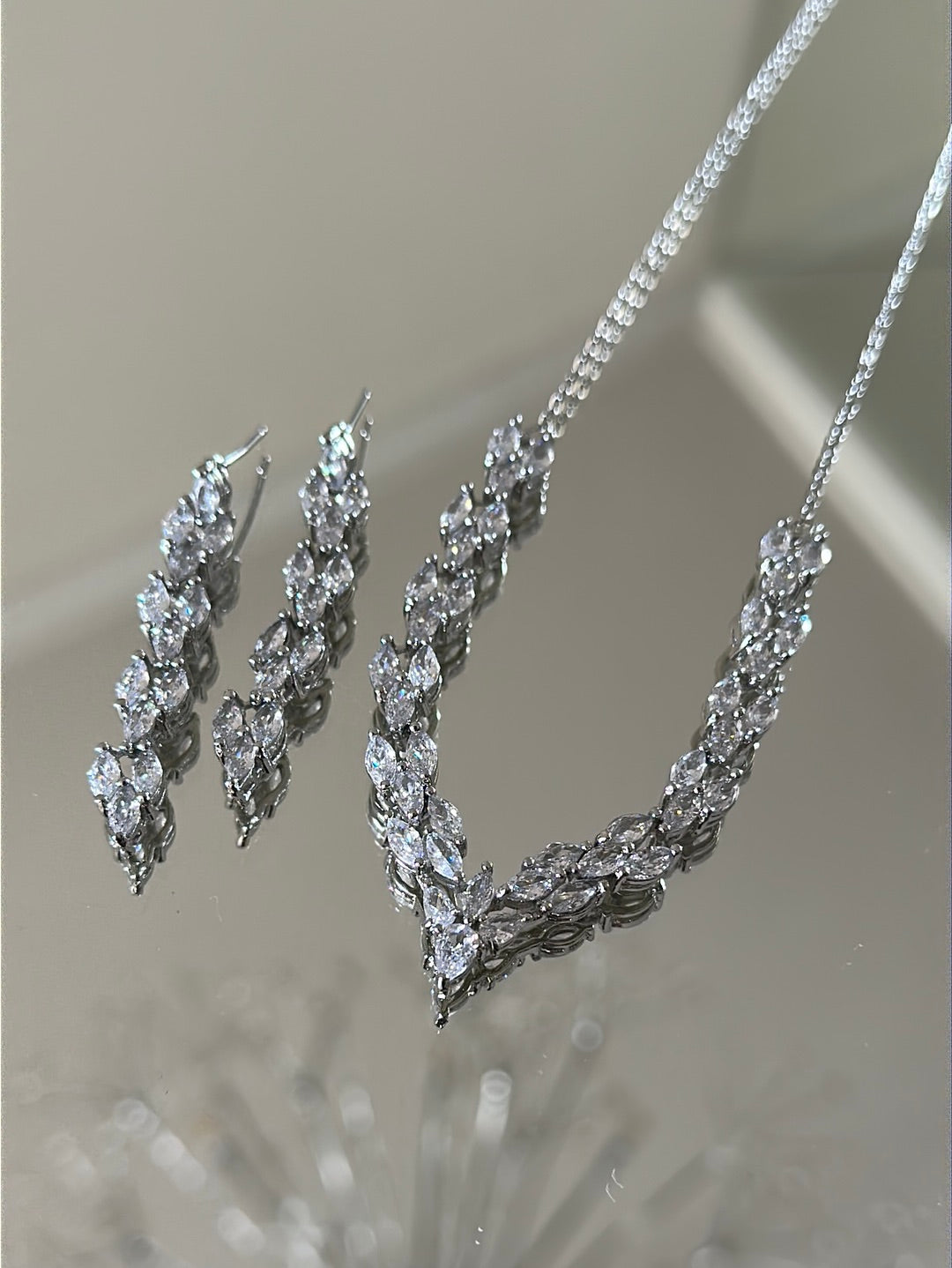 CONJUNTO CRISTAL ARO Y COLLAR CR3P