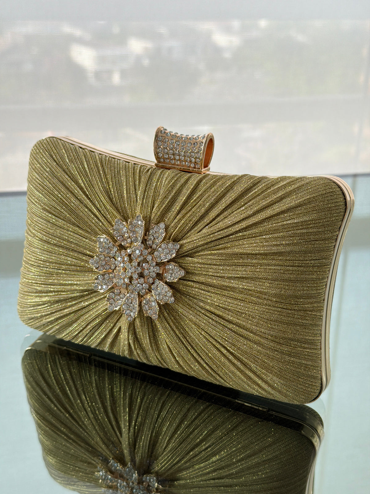 CARTERA DE FIESTA DORADA 2396