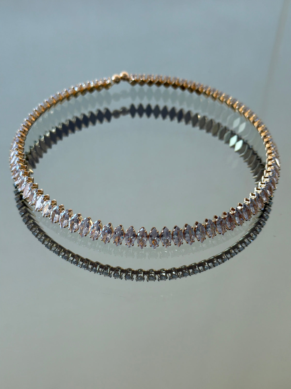 COLLAR CHOCKER DORADO