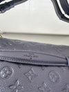 CARTERA RIÑONERA NEGRA LV