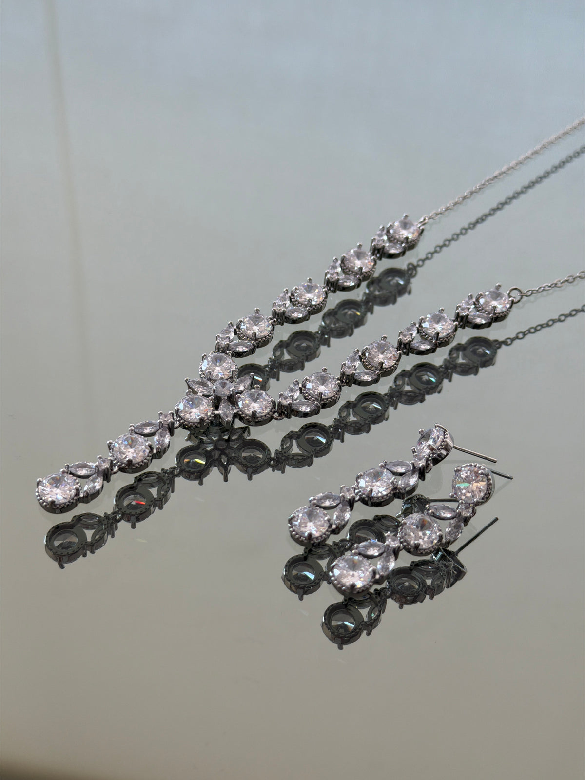 CONJUNTO ARO COLLAR HAUTE PLATEADO