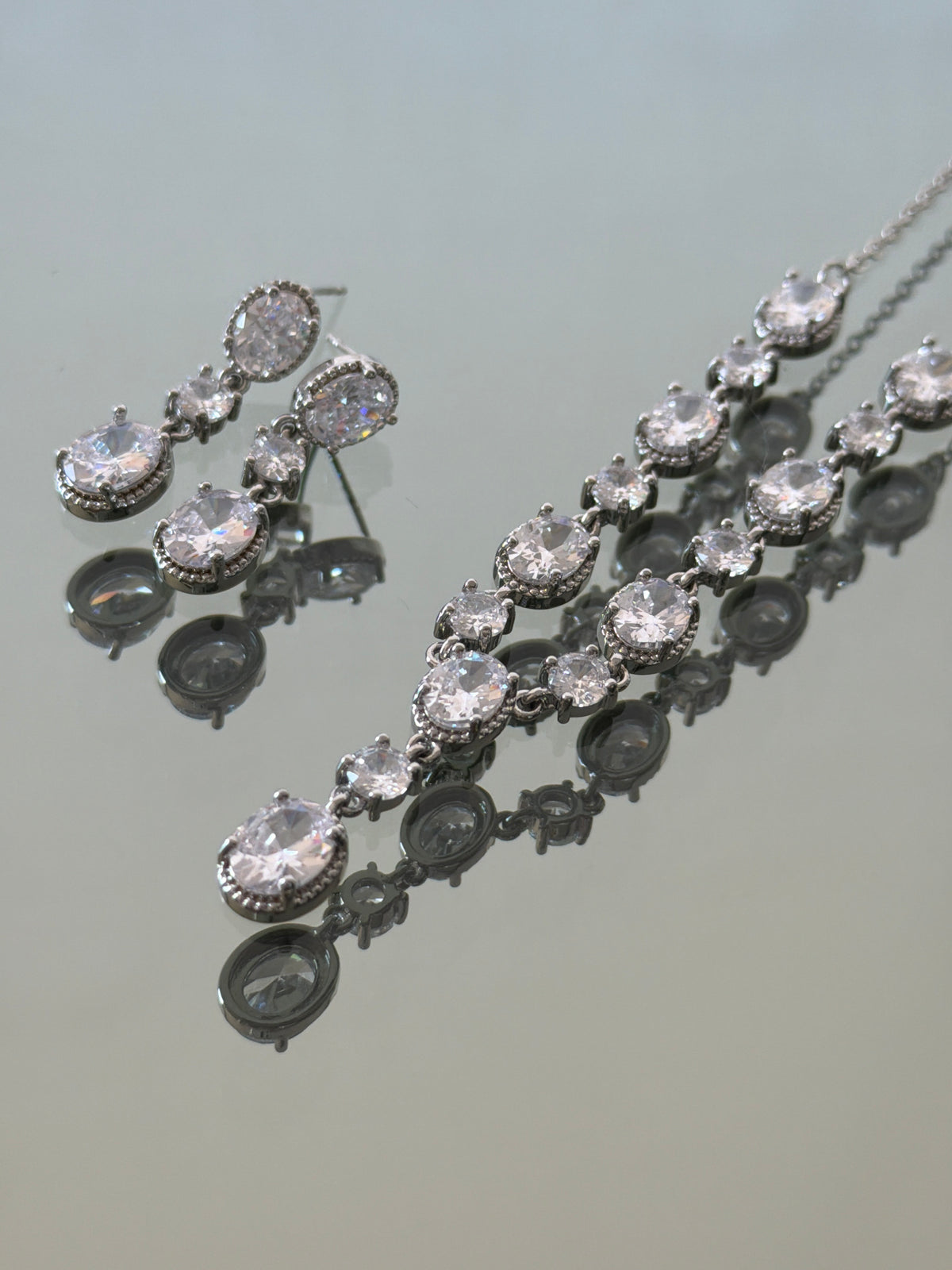 CONJUNTO ARO COLLAR SUBLIME PLATEADO