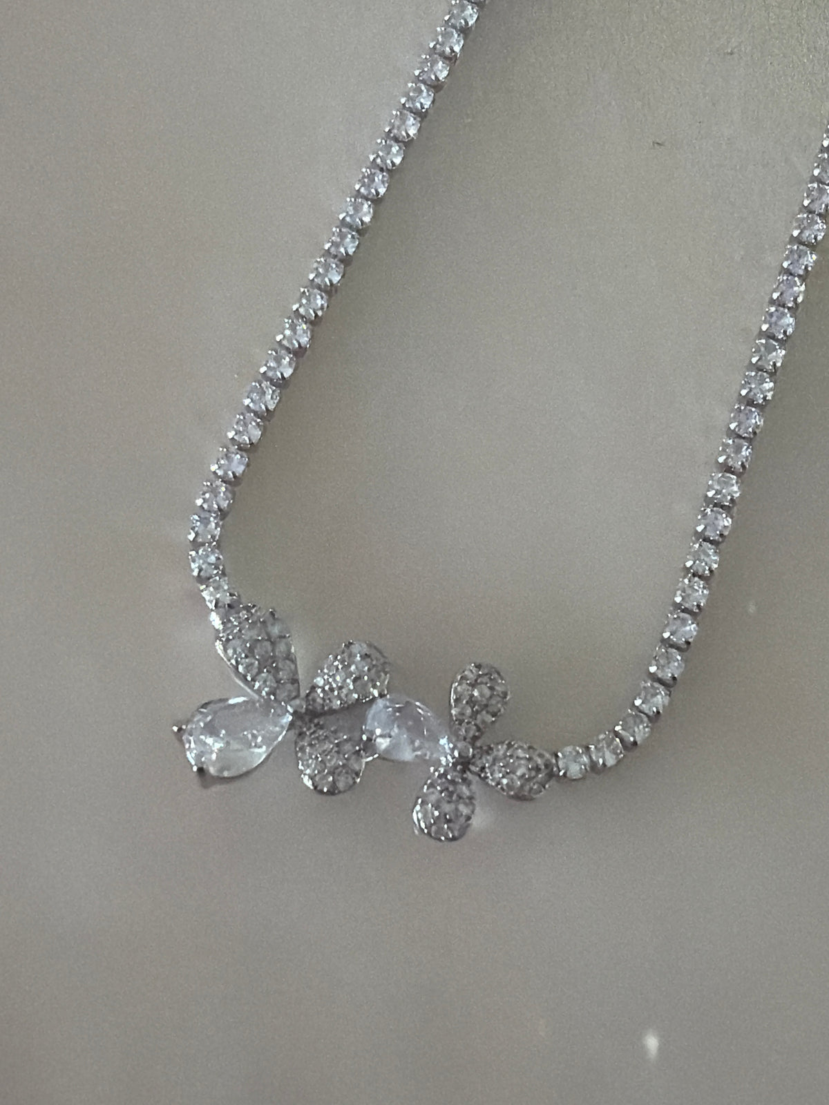 COLLAR TREBOL