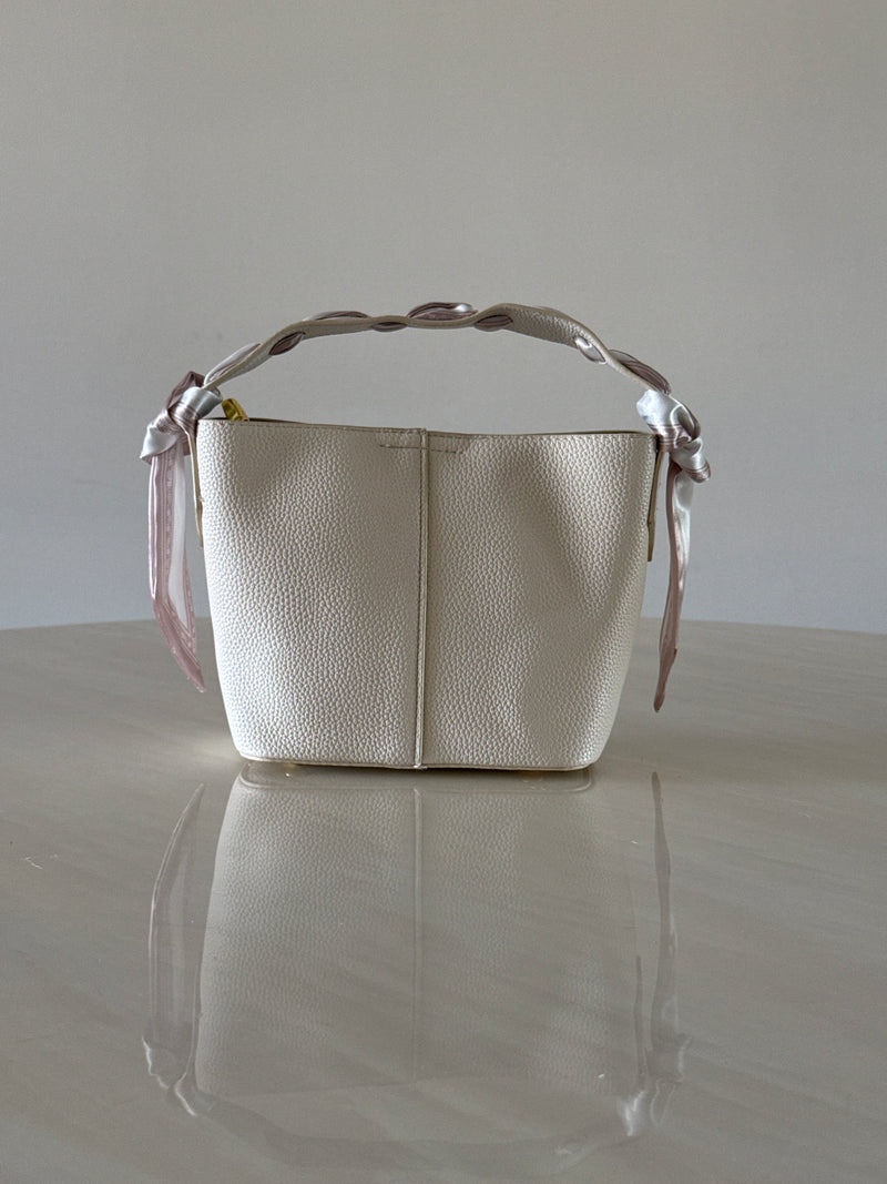 CARTERA DE FIESTA HUESO 8660