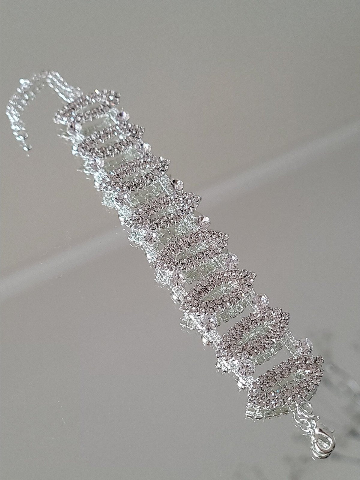 PULSERA STRASS ALMONDS PLATEADA