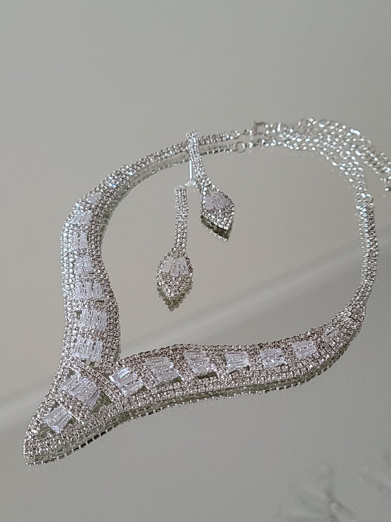 CONJUNTO  ARO Y COLLAR CJ12PL PLATEADO