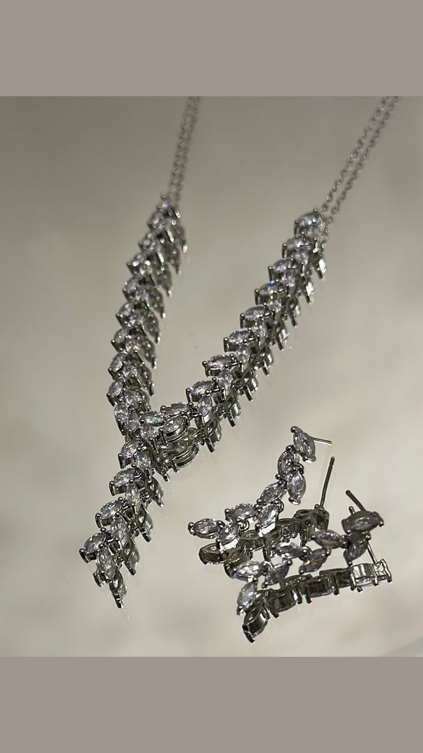 CONJUNTO CRISTAL ARO COLLAR
