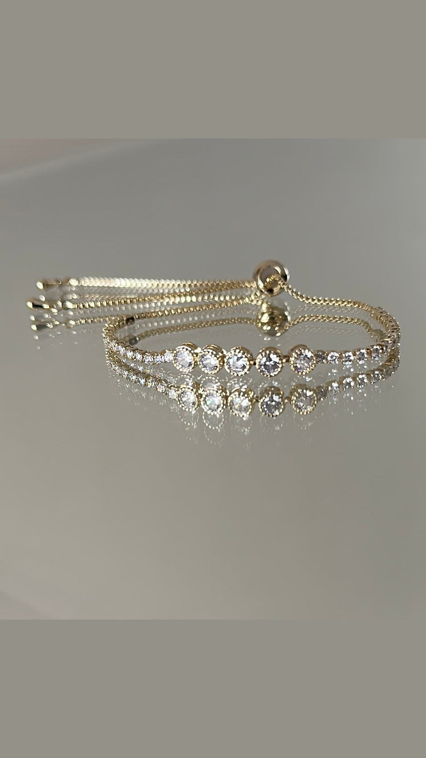 PULSERA AJUSTABLE 5 CIRCULOS DORADA
